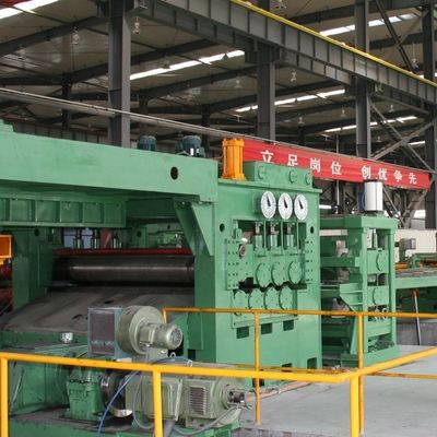 Máquina para enderezar bobinas de alta productividad con función de nivelación y corte transversal