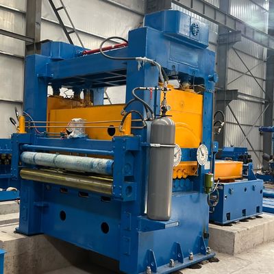 Máquina para enderezar bobinas de alta productividad con función de nivelación y corte transversal