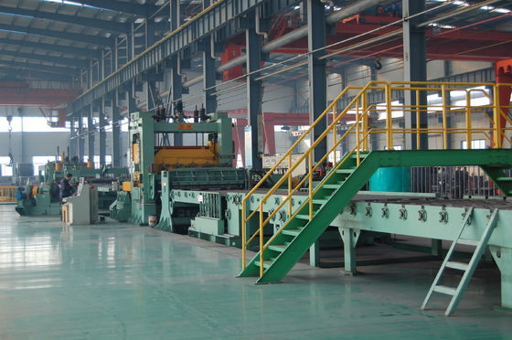 Línea automática de corte transversal para bobina de acero laminada en caliente a 101500*13225*1100mm Tamaño