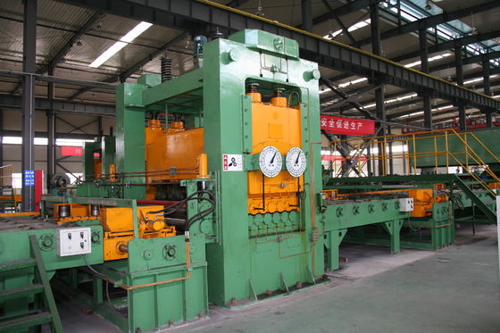 Máquina para enderezar y retorcer bobinas de acero de 80 kg para chapas o bobinas de metal