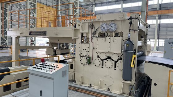 3 mm-12 mm-2000 mm línea de corte transversal de cizalladura móvil para el decapado de bobinas de acero laminadas en caliente