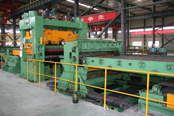 Máquina de corte de bobinas de acero laminado en caliente de 10-25 mm para nivelación y corte transversal de precisión