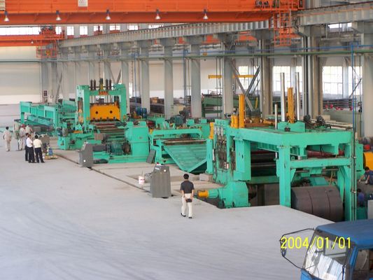 Máquina de revólver de plancha y nivelación de bobinas de acero de 60 kg para chapa o bobinas metálicas