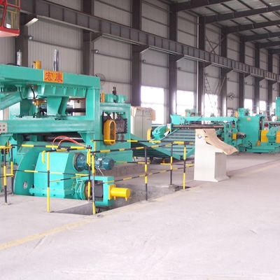 Nivelador de bobinas de acero para aplanar y volver a enrollar hojas metálicas en la fabricación de automóviles