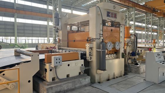 Máquina de rebobinado de nivelación de bobinas de acero de alta productividad para el procesamiento de chapa metálica lisa