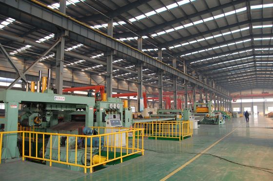 Fabricación de automóviles Línea de producción de nivelación y rebobinado de bobinas de acero 5000*3500*
