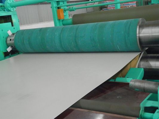 Máquina de corte de línea de recorte de bobina de acero de anchura de 5000 mm para desenrollar y nivelar