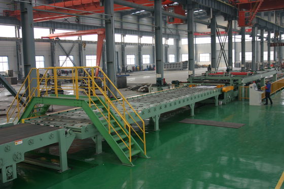 Máquina de corte a longitud de cizallas voladoras de alta velocidad para aumentar la productividad del material