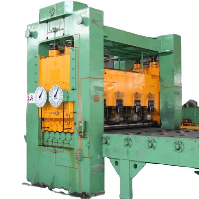 Máquina de corte de bobinas de acero de peso de bobina 35T con sistema de desenrollamiento y nivelación en 2022