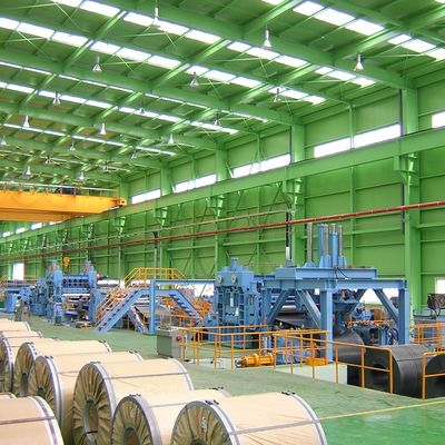 Máquina de corte de línea a longitud con velocidad de corte de 0 a 60 M/min.