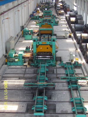 12000 mm de ancho de corte de la bobina de acero desenrollar nivelación línea de producción de cizallas móviles